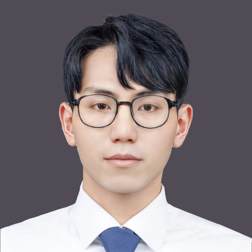 設(shè)計(jì)師:莫爾陽